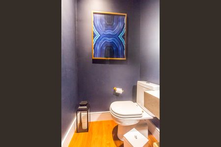 Apartamento à venda com 172m², 3 quartos e 3 vagas Apartamento à venda com 172m², 3 quartos e 3 vagasLavabo