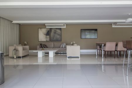 Apartamento à venda com 172m², 3 quartos e 3 vagasÁrea comum - Salão de festas