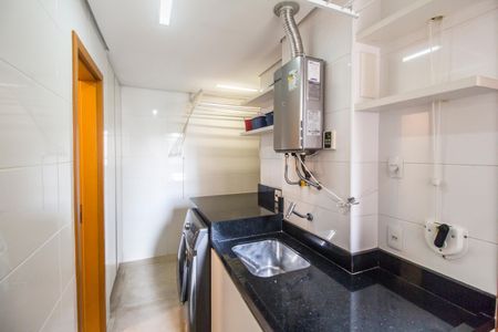 Apartamento à venda com 172m², 3 quartos e 3 vagas Apartamento à venda com 172m², 3 quartos e 3 vagasÁrea de Serviço