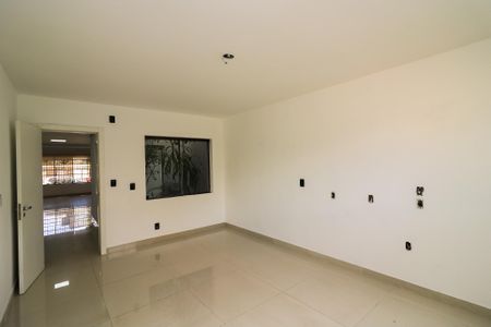 Casa à venda com 347m², 4 quartos e 6 vagasCozinha