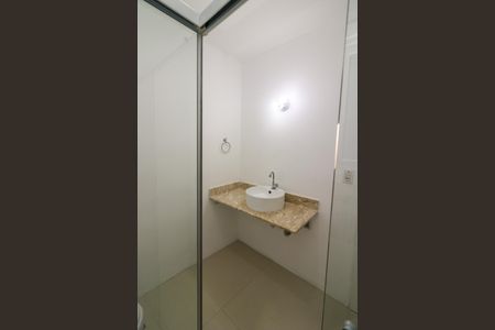 Casa à venda com 347m², 4 quartos e 6 vagasBanheiro Social