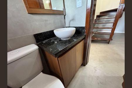 Casa de condomínio à venda com 102m², 3 quartos e 2 vagas Casa de condomínio à venda com 102m², 3 quartos e 2 vagasbanheiro 2
