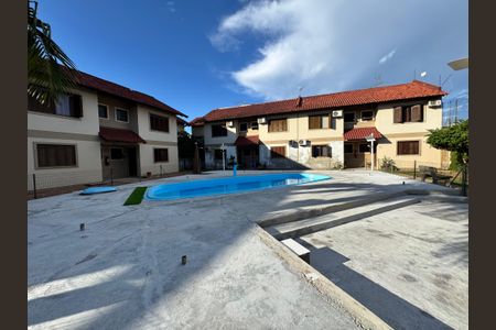 Casa de condomínio à venda com 102m², 3 quartos e 2 vagas Casa de condomínio à venda com 102m², 3 quartos e 2 vagasÁrea comum