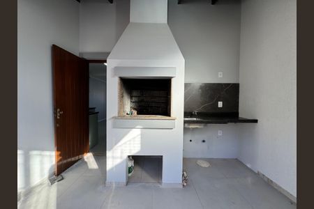 Casa de condomínio à venda com 102m², 3 quartos e 2 vagas Casa de condomínio à venda com 102m², 3 quartos e 2 vagasChurrasqueira