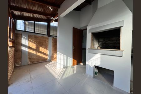 Casa de condomínio à venda com 102m², 3 quartos e 2 vagas Casa de condomínio à venda com 102m², 3 quartos e 2 vagasChurrasqueira