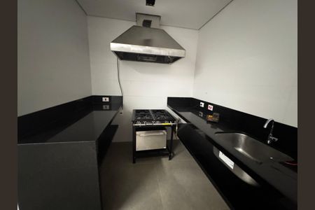 Apartamento para alugar com 109m², 3 quartos e 2 vagas Apartamento para alugar com 109m², 3 quartos e 2 vagasÁrea comum - Cozinha salão de festa