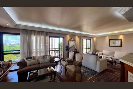 Apartamento à venda com 240m², 3 quartos e 3 vagas Apartamento à venda com 240m², 3 quartos e 3 vagasSala