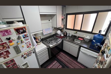 Apartamento à venda com 240m², 3 quartos e 3 vagas Apartamento à venda com 240m², 3 quartos e 3 vagasCozinha