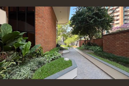 Apartamento à venda com 240m², 3 quartos e 3 vagas Apartamento à venda com 240m², 3 quartos e 3 vagasÁrea comum