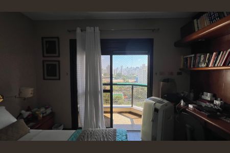 Apartamento à venda com 240m², 3 quartos e 3 vagas Apartamento à venda com 240m², 3 quartos e 3 vagasSuíte 3