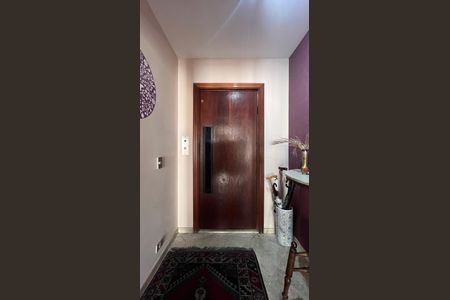 Apartamento à venda com 240m², 3 quartos e 3 vagas Apartamento à venda com 240m², 3 quartos e 3 vagasEntrada da sala