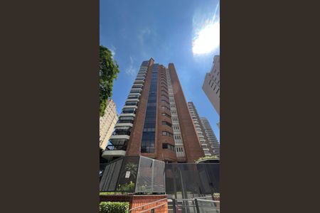 Apartamento à venda com 240m², 3 quartos e 3 vagas Apartamento à venda com 240m², 3 quartos e 3 vagasFachada do Prédio