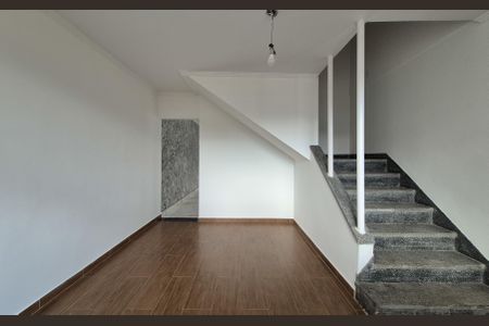 Casa à venda com 184m², 3 quartos e 4 vagas Casa à venda com 184m², 3 quartos e 4 vagasSala