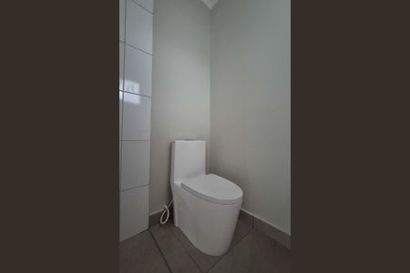 Casa à venda com 184m², 3 quartos e 4 vagas Casa à venda com 184m², 3 quartos e 4 vagasBanheiro