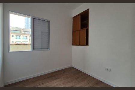 Casa à venda com 184m², 3 quartos e 4 vagas Casa à venda com 184m², 3 quartos e 4 vagasQuarto