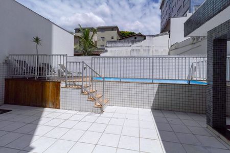 Apartamento à venda com 270m², 4 quartos e 4 vagasÁrea comum - Piscina
