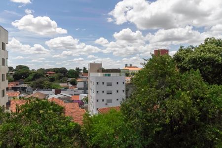 Apartamento à venda com 270m², 4 quartos e 4 vagasQuarto 2 - Vista