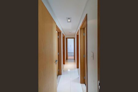 Apartamento à venda com 270m², 4 quartos e 4 vagasCorredor dos Quartos