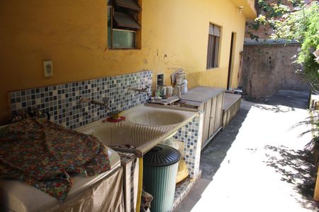 Casa à venda com 379m², 3 quartos e 1 vagaÁrea de Serviço