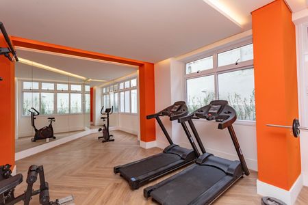 Apartamento à venda com 43m², 2 quartos e 1 vaga Apartamento à venda com 43m², 2 quartos e 1 vagaÁrea comum - Academia