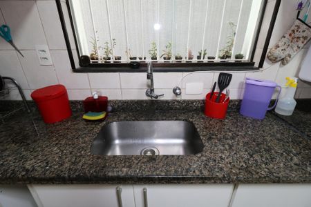 Casa à venda com 141m², 3 quartos e 2 vagasCozinha