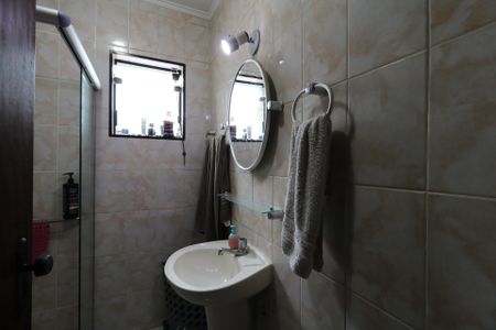 Casa à venda com 141m², 3 quartos e 2 vagasBanheiro da Suíte