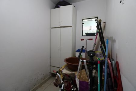 Casa à venda com 141m², 3 quartos e 2 vagasQuarto de Serviço