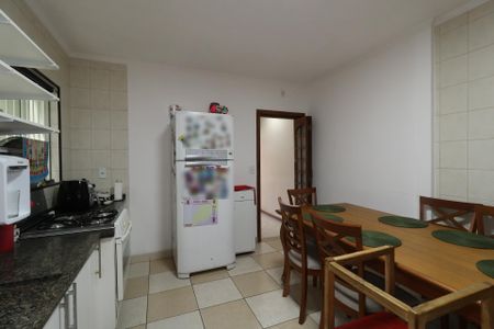 Casa à venda com 141m², 3 quartos e 2 vagasCozinha