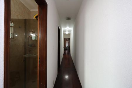 Casa à venda com 141m², 3 quartos e 2 vagasCorredor piso superior