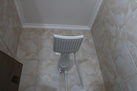 Casa à venda com 141m², 3 quartos e 2 vagasBanheiro Social - Chuveiro