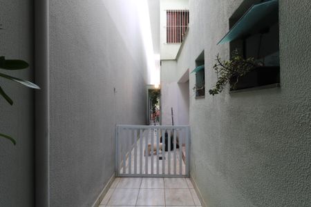 Casa à venda com 141m², 3 quartos e 2 vagasCorredor externo