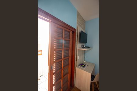 Casa à venda com 200m², 3 quartos e 3 vagas Casa à venda com 200m², 3 quartos e 3 vagasQuarto 1