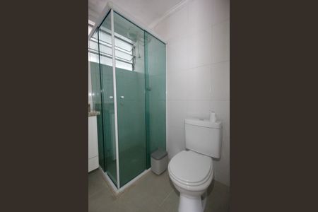 Apartamento à venda com 93m², 2 quartos e 1 vaga Apartamento à venda com 93m², 2 quartos e 1 vagaBanheiro