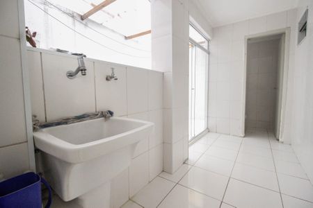 Apartamento à venda com 93m², 2 quartos e 1 vaga Apartamento à venda com 93m², 2 quartos e 1 vagaÁrea de serviço