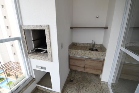 Apartamento à venda com 82m², 3 quartos e 2 vagasSala - Sacada Churrasqueira