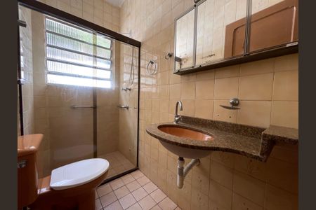 Casa à venda com 100m², 2 quartos e 1 vaga Casa à venda com 100m², 2 quartos e 1 vagaBanheiro