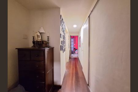 Apartamento à venda com 110m², 3 quartos e 1 vaga Apartamento à venda com 110m², 3 quartos e 1 vagaCorredor