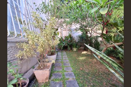 Apartamento à venda com 110m², 3 quartos e 1 vaga Apartamento à venda com 110m², 3 quartos e 1 vagaÁrea externa