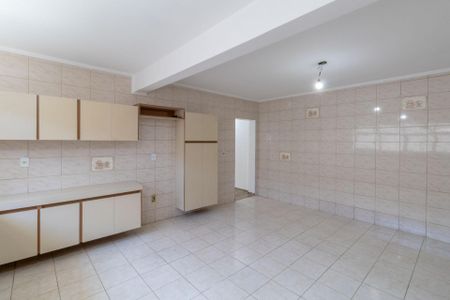 Casa para alugar com 150m², 3 quartos e 3 vagas Casa para alugar com 150m², 3 quartos e 3 vagasCozinha