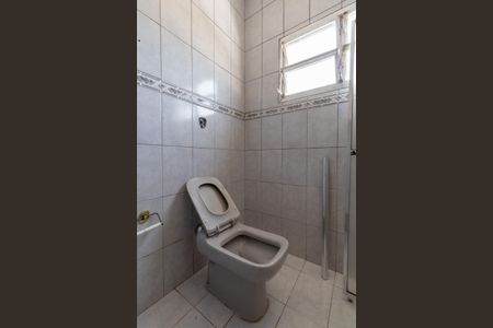 Casa para alugar com 150m², 3 quartos e 3 vagas Casa para alugar com 150m², 3 quartos e 3 vagasBanheiro Social