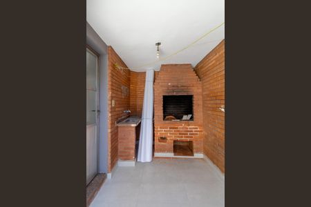 Casa para alugar com 150m², 3 quartos e 3 vagas Casa para alugar com 150m², 3 quartos e 3 vagasQuintal
