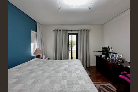 Casa à venda com 150m², 3 quartos e 8 vagas Casa à venda com 150m², 3 quartos e 8 vagasSuíte 3