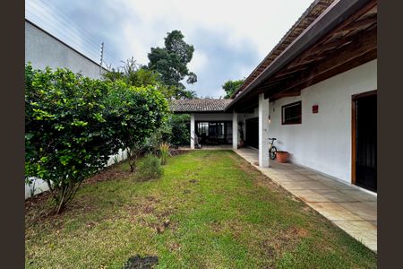 Casa à venda com 150m², 3 quartos e 8 vagas Casa à venda com 150m², 3 quartos e 8 vagasJardim