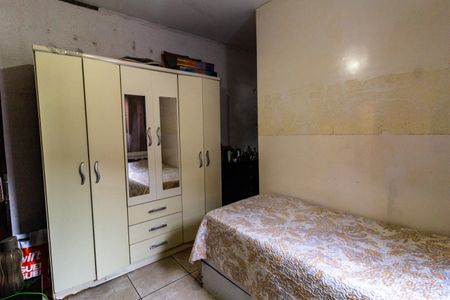 Casa à venda com 212m², 4 quartos e 2 vagas Casa à venda com 212m², 4 quartos e 2 vagasQuarto 2