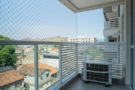 Apartamento à venda com 55m², 2 quartos e 1 vaga Apartamento à venda com 55m², 2 quartos e 1 vagaVaranda da Sala