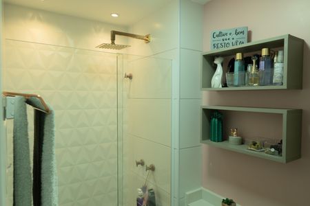 Apartamento à venda com 55m², 2 quartos e 1 vaga Apartamento à venda com 55m², 2 quartos e 1 vagaBanheiro da Suíte