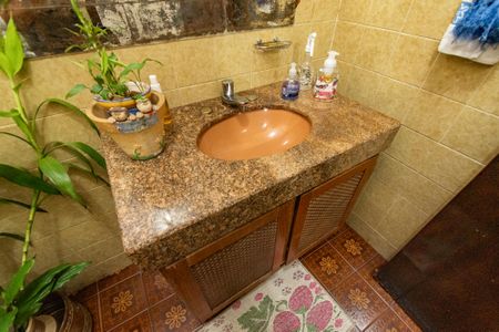 Casa à venda com 298m², 3 quartos e 3 vagas Casa à venda com 298m², 3 quartos e 3 vagasLavabo