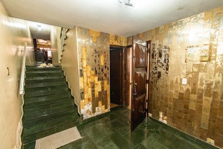 Casa à venda com 298m², 3 quartos e 3 vagas Casa à venda com 298m², 3 quartos e 3 vagasHall de entrada