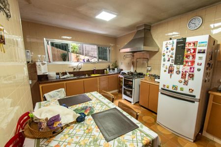 Casa à venda com 298m², 3 quartos e 3 vagas Casa à venda com 298m², 3 quartos e 3 vagasCozinha