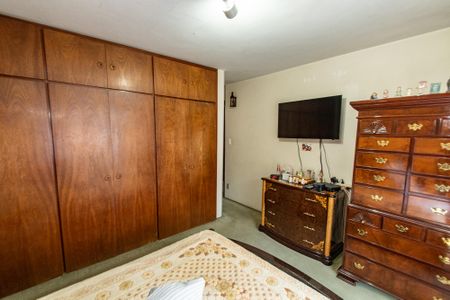 Casa à venda com 298m², 3 quartos e 3 vagas Casa à venda com 298m², 3 quartos e 3 vagasSuíte